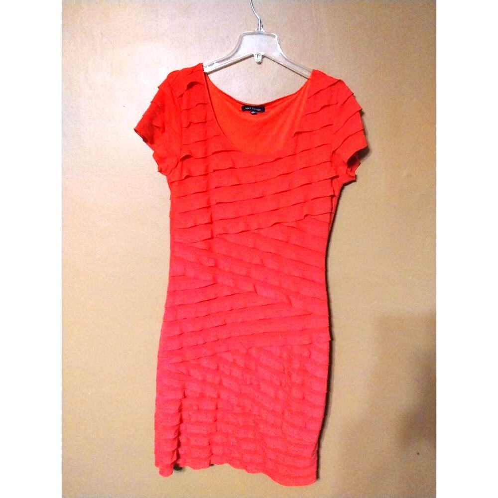 Max Edition Red Tiered Ruffle Dress Stretch Size Medium